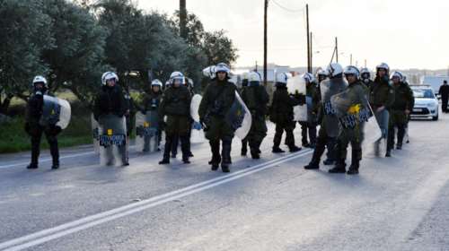 Δήμαρχος Κω σε Τσίπρα: Αποσύρετε τα ΜΑΤ, θα θρηνήσουμε θύματα