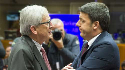 Επίθεση Ρέντσι σε Γιούνκερ: Ο πρόεδρος της Κομισιόν να εκλέγεται απ&#39; το λαό