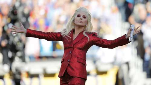 Η ερμηνεία της Lady Gaga που έκανε την Αμερική να δακρύσει