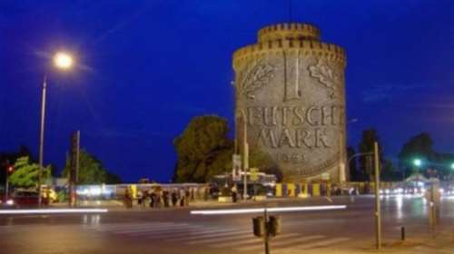 Το τρολάρισμα στη Deutsche Bank γίνεται παγκόσμιο trend