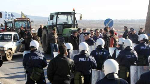 Μπλόκα των αγροτών, αντι-μπλόκα της ΕΛΑΣ