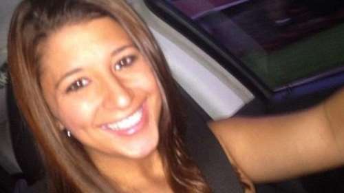 Sexy γυμνάστρια έστελνε γυμνές φωτό σε μαθητές της