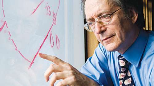 Στον Ευγένιο Τριβιζά το βραβείο για το καλύτερο διαδραστικό βιβλίο