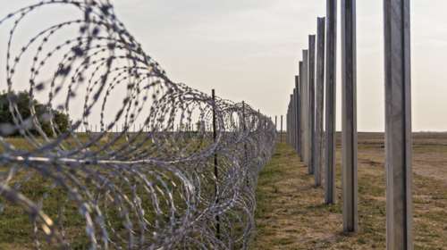 Αποφασισμένη η Ε.Ε. να καταργήσει τη Σένγκεν σύμφωνα με το Associated Press