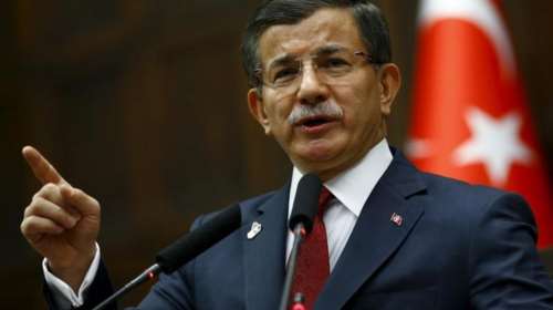 «Γρίφος» Νταβούτογλου για τουρκική επέμβαση στη Συρία