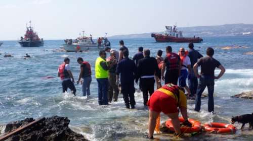 Ξεσηκώνεται η Ρόδος για το ρόλο του ΝΑΤΟ στο προσφυγικό