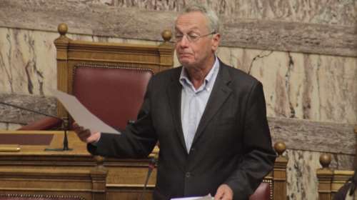 Κεραμίδα από υπουργό: Ο Τσίπρας παραπλάνησε τους αγρότες