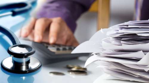 Aλαλούμ με το αφορολόγητο, μαζέψτε αποδείξεις μέχρι νεωτέρας