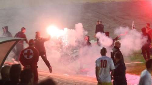 Αγριες συμπλοκές οπαδών στο ματς Διαγόρα- Ιάλυσου