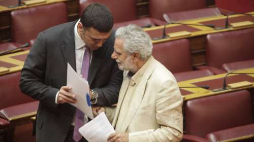 Κόντρα Δρίτσα - Κικίλια για την κατάσταση στο Καστελόριζο