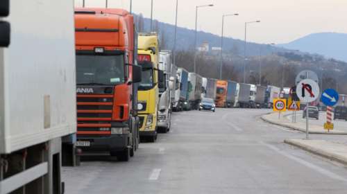 Οι αγρότες αποκλείουν την Πελοπόννησο