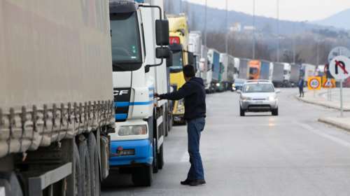 Αιφνιδιαστικός αποκλεισμός του τελωνείου στον Προμαχώνα