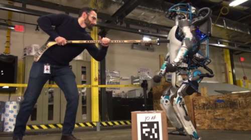 Atlas: Το νέο ανθρωποειδές ρομπότ που σοκάρει με τις κινήσεις του