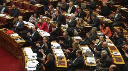 Ποιοι βουλευτές του ΣΥΡΙΖΑ «βεβαιώνουν» ότι στηρίζουν την κυβέρνηση