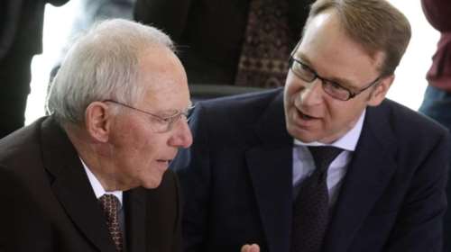 «Δώρο» 3,2 δισ. ευρώ από την Bundesbank στον Σόιμπλε για το προσφυγικό