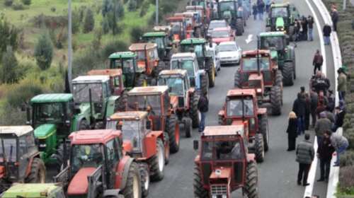 Αύριο αποφασίζουν οι αγρότες σε Τέμπη, Νίκαια, Προμαχώνα