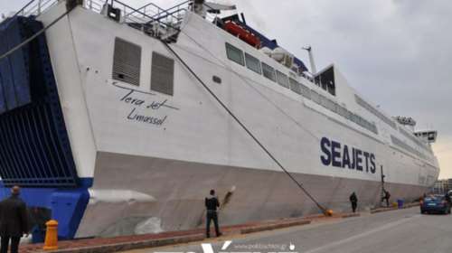 Κατέπλευσε το πρώτο πλωτό hotspot στη Χίο