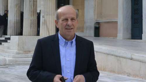 Επίθεση με γκαζάκια σε σπίτι βουλευτή του ΣΥΡΙΖΑ