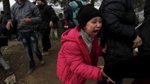 Ειδομένη: Ενταση, χημικά και παιδιά στο νοσοκομείο