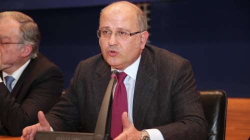 Πρωτοποριακή δήλωση: Λύση του δημογραφικού οι πρόσφυγες