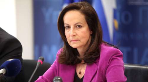 Πώς η Διαμαντοπούλου «κάρφωσε» τον Κατρούγκαλο στους Δελφούς