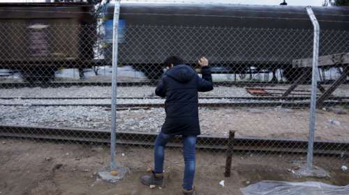 Χαριστική βολή στην οικονομία το χάος με τους πρόσφυγες