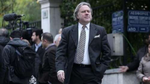 Ο Κατρούγκαλος για την... ξεχασιάρα γάτα των Ιμαλαΐων