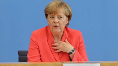 Μέρκελ: Να βοηθήσουμε, αλλά η Ελλάδα δεν τηρεί τις δεσμεύσεις της