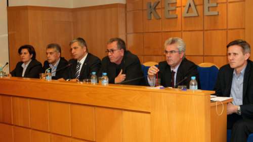 Μουζάλας σε Δημάρχους:Τουλάχιστον για 4 χρόνια θα έχουμε 100 χιλ πρόσφυγες