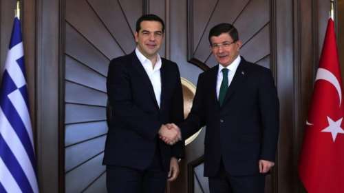 Τηλεφωνική επικοινωνία Τσίπρα με Νταβούτογλου