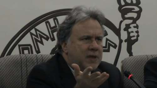 Τους...ξέρανε ο Κατρούγκαλος: Κομμουνιστής είμαι