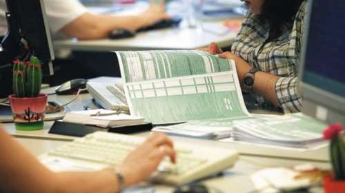 Φορολογική...ενέδρα και για τα  εισοδήματα των 20 χιλ ευρώ