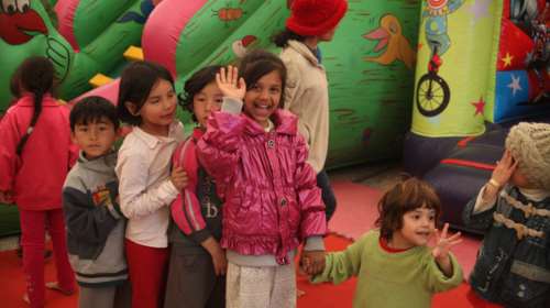 Παιχνίδι! Το απόλυτο βάλσαμο για τα προσφυγόπουλα