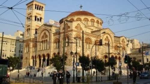 Στο ΣτΕ τρεις μητροπολίτες κατά του συμφώνου συμβίωσης