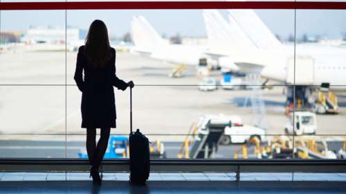 Σοκαριστική μεταφορά κοκαϊνης στο στήθος 24χρονης