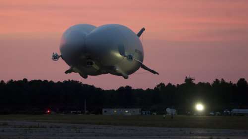 Airlander 10: Ετοιμο να πετάξει το μεγαλύτερο αεροπλάνο του κόσμου
