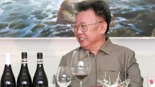 Επιστήμονας αποκαλύπτει: Ο Κιμ Γιονγκ Ιλ ανησυχούσε για τη... λίμπιντό του