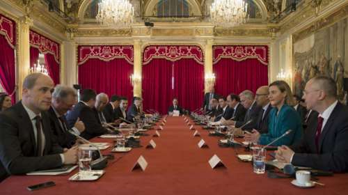 Tσίπρας:Να υψώσουμε τείχη σε όσους ζητούν φράκτες