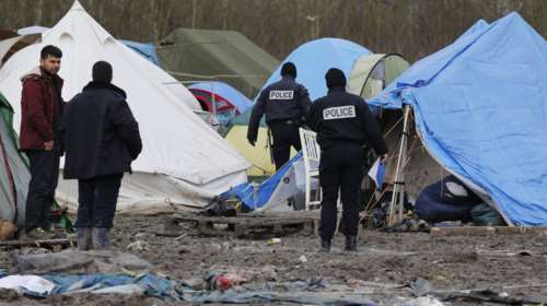 Ακροδεξιό παραλήρημα στο Καλαί, διαδηλώσεις και συλλήψεις