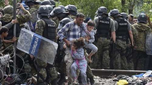 Χάος ή παίγνια κινδύνου με τους πρόσφυγες στην Ειδομένη
