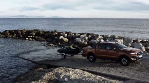Νέο Ford Ranger: Το πρωί στο κτήμα, το μεσημέρι στην παραλία