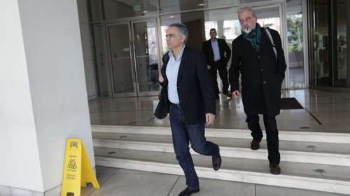 Αναβολή του ραντεβού Σκουρλέτη-Τρόικας λόγω...υγείας