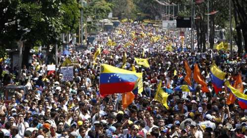 Βενεζουέλα: Στα άκρα η κόντρα κυβέρνησης και αντιπολίτευσης