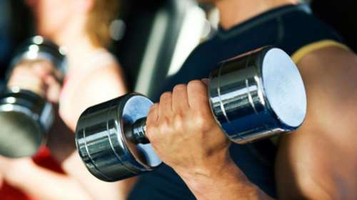 Η άσκηση με βάρη «ασπίδα» στην άνοια λένε οι επιστήμονες