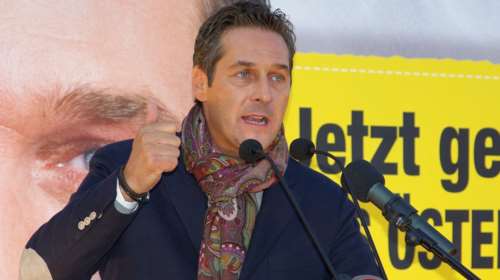 Σάλος στην Αυστρία για τη δήλωση Στράχε περί εμφυλίου πολέμου