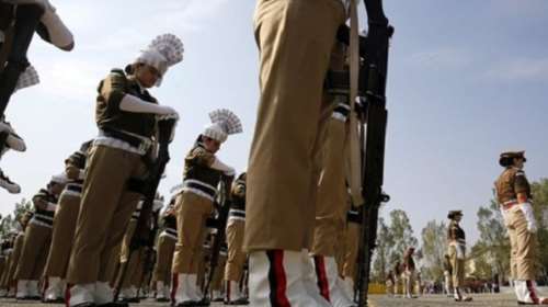 Απελάσεις διπλωματικών ακολούθων από Ινδία και Πακιστάν