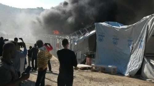 Ντόμινο εξεγέρσεων στα hotspots των νησιών φοβάται η ΕΛΑΣ