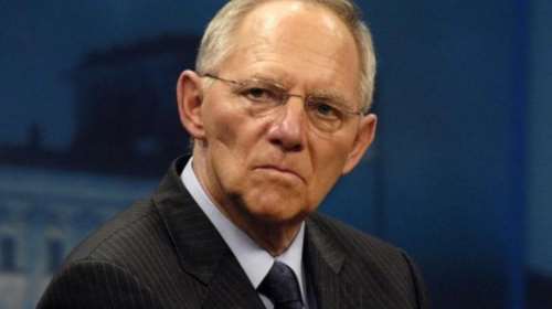 Σόιμπλε: Να αναλάβει ο ESM την επιτήρηση των προϋπολογισμών