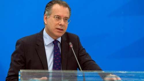 Κουμουτσάκος: Σε δρόμο συνταγματικής εκτροπής η κυβέρνηση