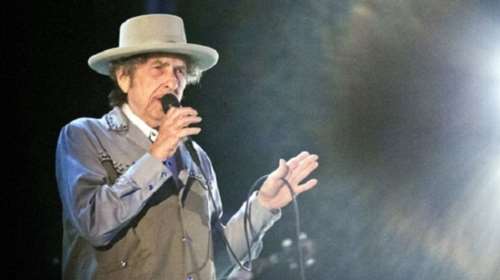 Ο Ντίλαν αναγνωρίζει το βραβείο Νόμπελ: Είναι καταπληκτικό